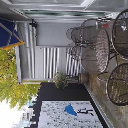 Embassy Guesthouse Itaewon Сеул Экстерьер фото